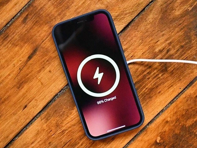 湖州苹果手机维修分享iPhone 12可以随便充电吗 